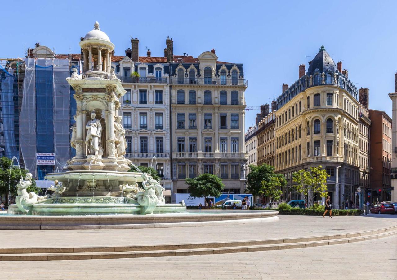 Guestready - 1-Br, 5 Minutes From Train Station Lägenhet Lyon Exteriör bild
